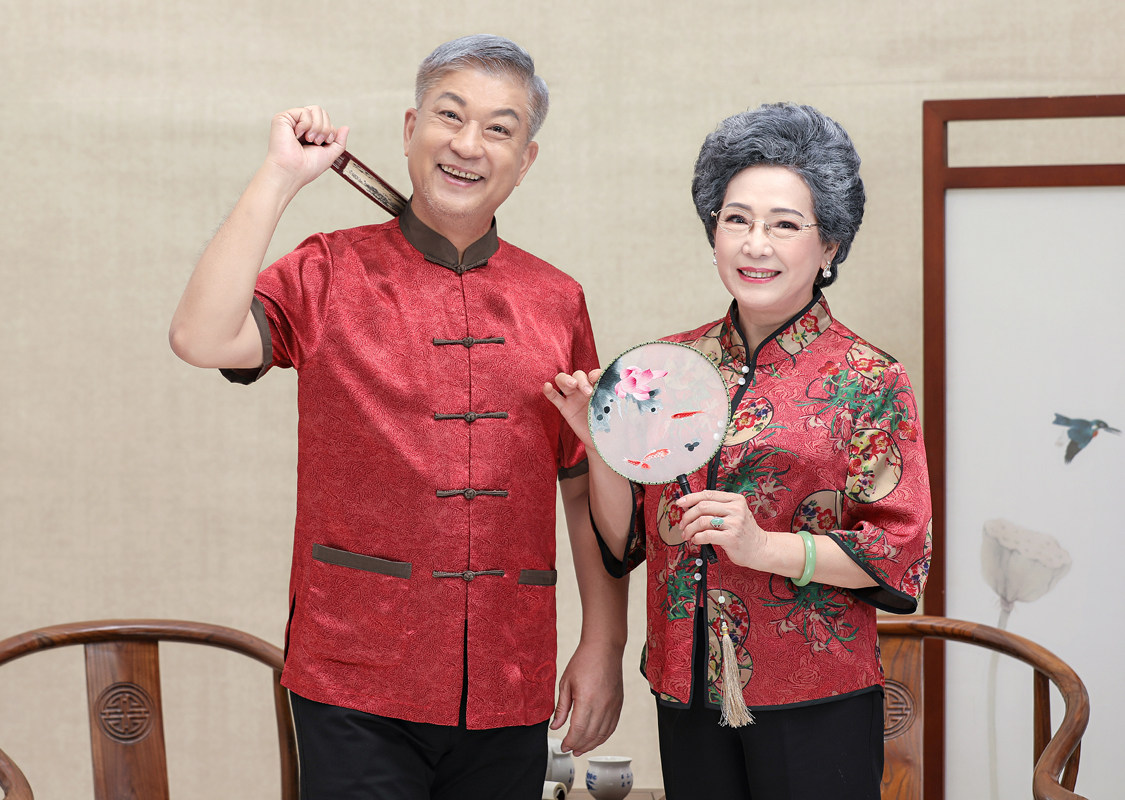 Летний шелковый комплект для пожилых людей, парная одежда, платье, для среднего возраста, для влюбленных Yu Jin set 