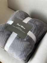 Huge thick export milk blanket autumn flannel blanket warm and mattress mattress large size blanket mattress