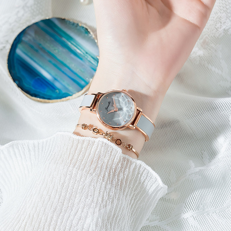 Ladies watch female light luxury niche female model female student famous brand 2022 new summer simple temperament watch