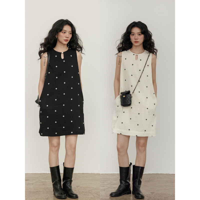 Summer Old Money Style Round Neck Hollow Out Sleeveless Vest Dress 2026 New French Slim Fit Straight Short Sleeve Dress Summer Old Money Style Round Neck Hollow Out Sleeveless Vest Dress 2026 New French Slim Fit Straight Short Sleeve Dress