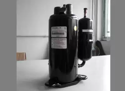 2P15C225A Panasonic small 1p refrigeration compressor new original air conditioning compressor 2P15S225A