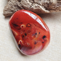 Natural crystal agate raw stone to play the chic stone-shaped tangled silk handlebar pieces to play the Nanjing Rain Flower Stone