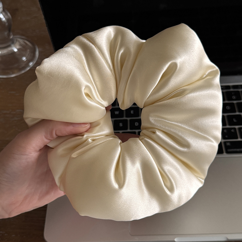 30mm Heavy Silk Scrunchie for Sleeping, Mulberry Silk Hair Tie That Doesn'T Damage Hair, Extra Large Filling