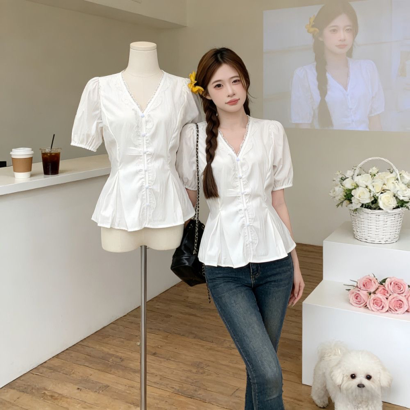 Korean-Style Sweet Lace Patchwork V-Neck Short-Sleeve Shirt, New Summer Model, Waist-Cinching, Age-Reducing, Fashionable, Plus-Size, Thin Top Korean-Style Sweet Lace Patchwork V-Neck Short-Sleeve Shirt, New Summer Model, Waist-Cinching, Age-Reducing, Fashionable, Plus-Size, Thin Top