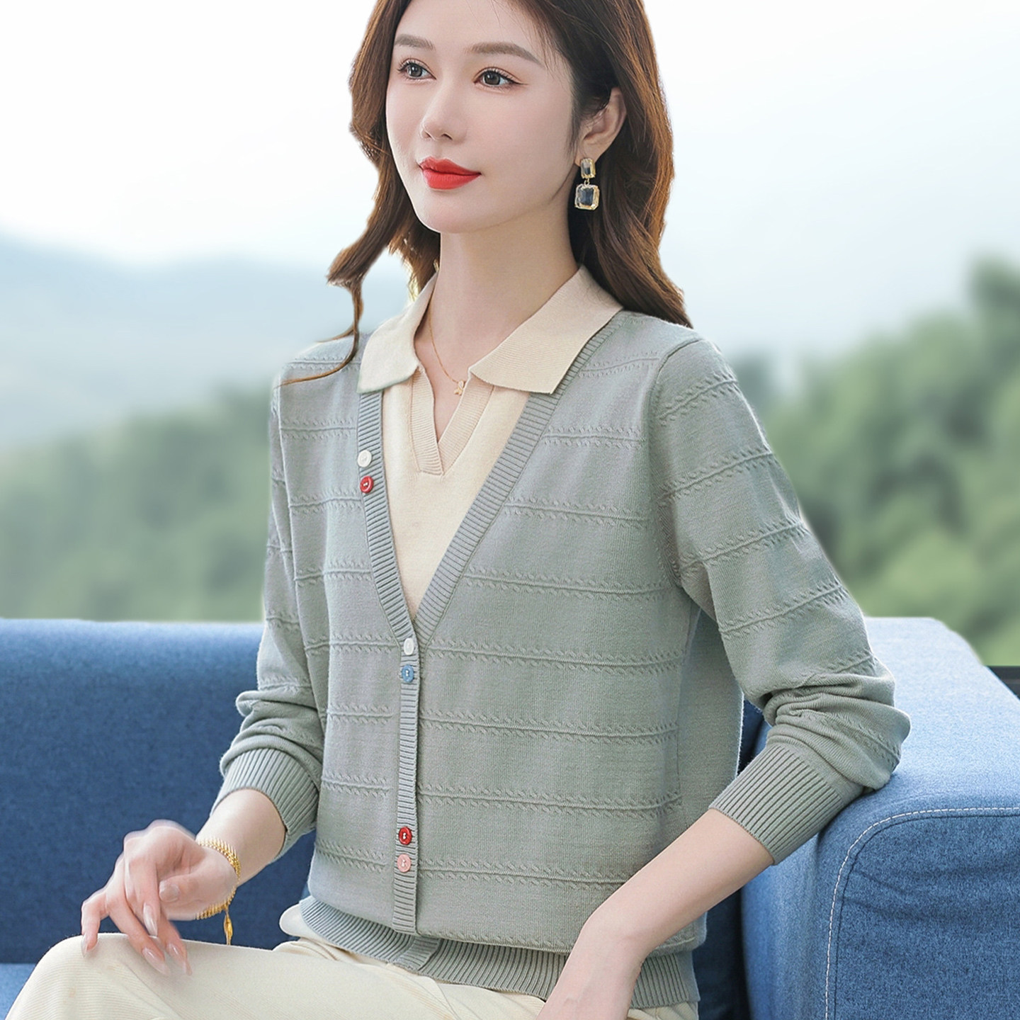 C度女装品牌:为何成为年轻女性追捧的时尚新宠?-服装品牌-淘宝百科网