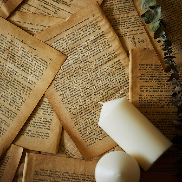 Retro yellowing foreign language old book pages antique book pages ten pages home decoration photography props decoration food photography