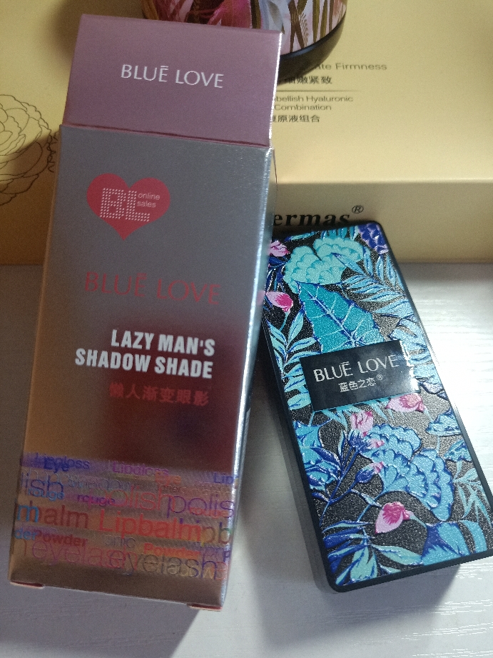 蓝色之恋一款很牛的眼影这个牌子怎么样好用吗，使用测评（网红推荐）,第2张