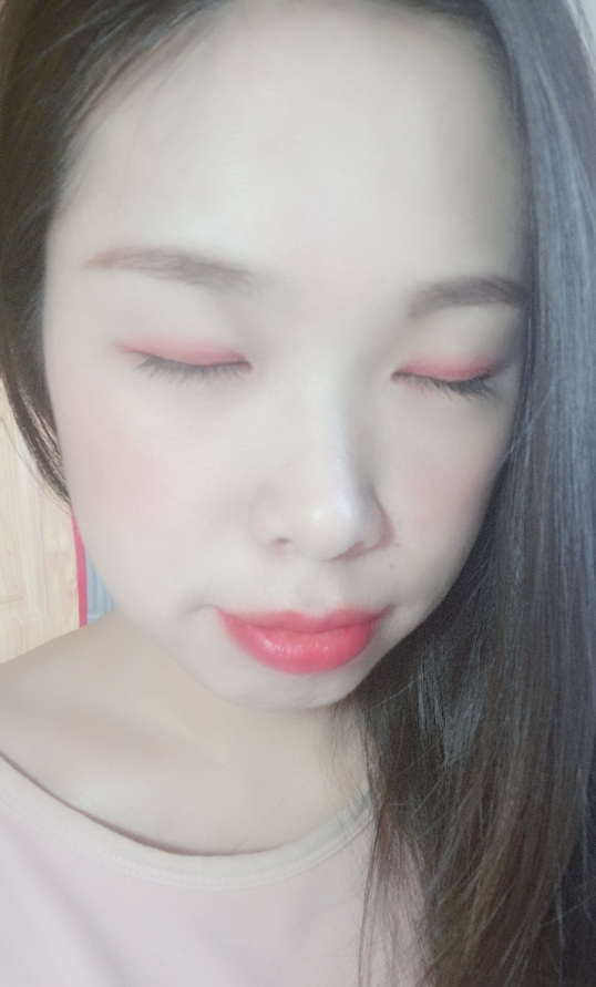 蓝色之恋一款很牛的眼影这个牌子怎么样好用吗，使用测评（网红推荐）,第11张