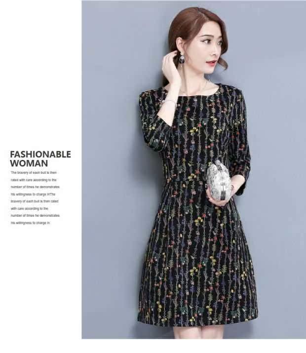 2018 mùa thu mới của phụ nữ đi lại giảm béo đầm bảy điểm tay áo Slim A-line váy 7517A áo đầm dạ hội