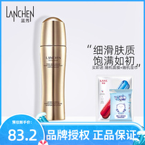 Blue and Xiulan bouquet of bouquet of fine white flowers