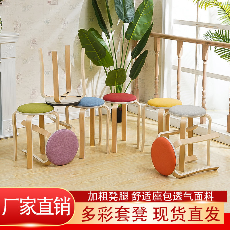 2024新款实木生态板酒柜：客厅里的艺术品，如何打造你的新中式家居梦想？