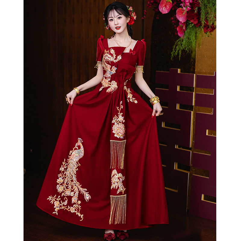 Red Toast Dress for the Bride, High-End Light Luxury New Chinese Style Engagement Dress, 2026 New Model Wedding Dress for the Bride's Return Home