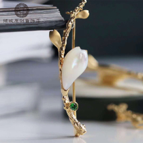 Magnolia brooch female temperament suit pin fashion retro corsage send girlfriend gift to teacher