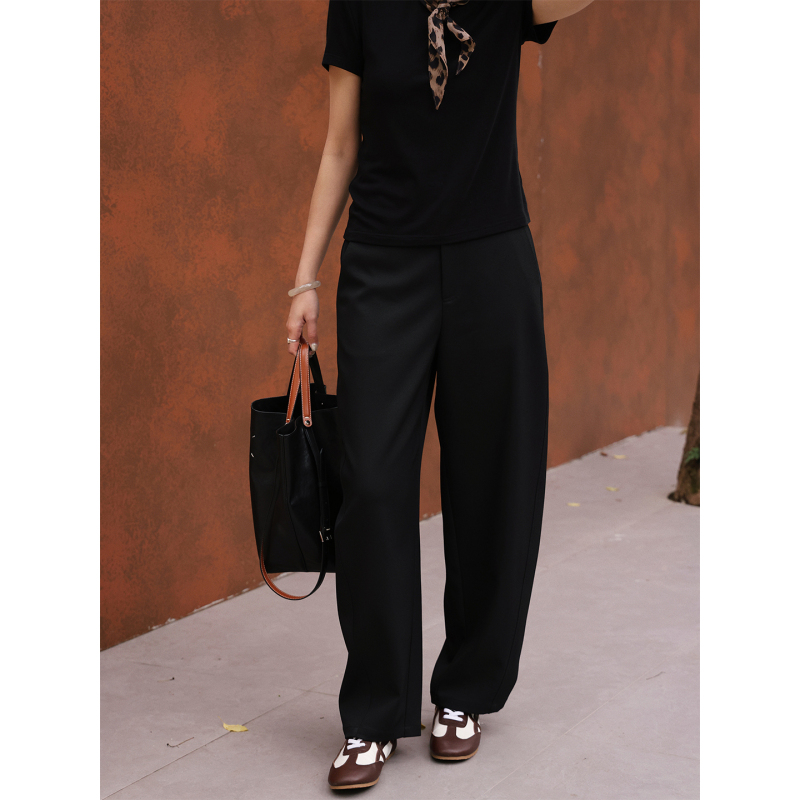 Zhou Zhou High-End Black Scimitar-Style Casual Pants 2026 Spring New Versatile Slimming Silhouette High-Waisted Long Pants for Women