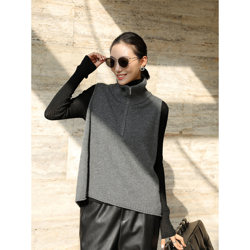 Zhou Zhou 2026 Autumn New Fashion High Collar Zipper Slit Knitwear Sleeveless Pullover Loose Versatile Vest for Women Zhou Zhou 2026 Autumn New Fashion High Collar Zipper Slit Knitwear Sleeveless Pullover Loose Versatile Vest for Women