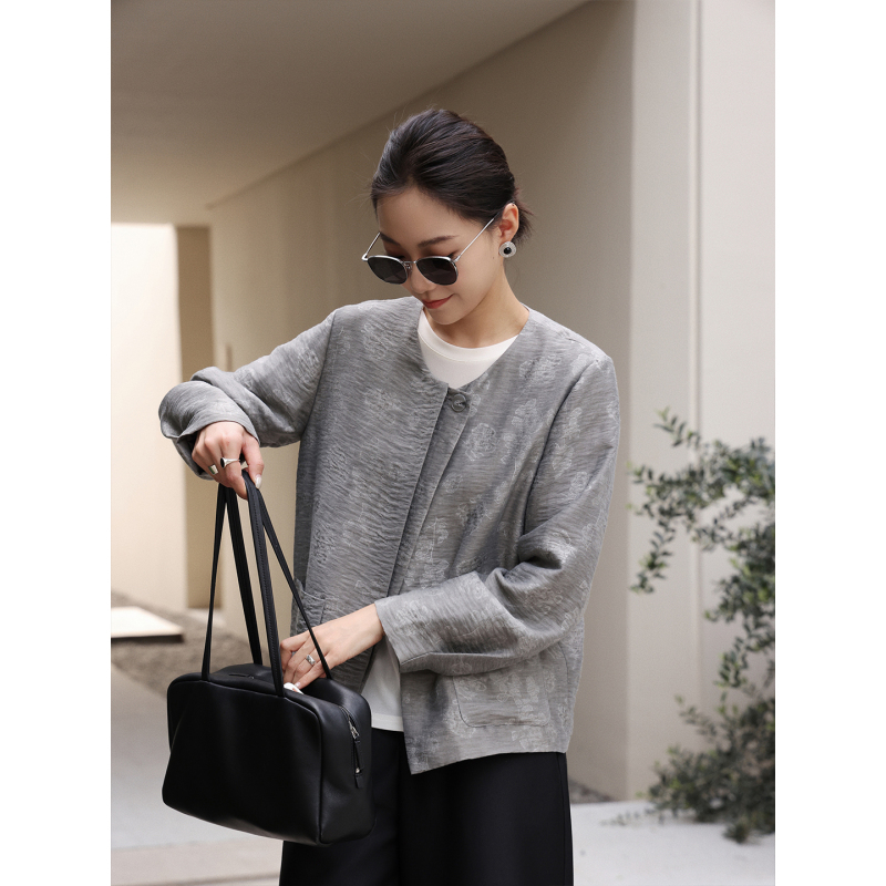 Zhou Zhou New Chinese Style Jacquard Short Jacket 2026 Summer New Fashionable Loose Gray Round Neck Cardigan for Women