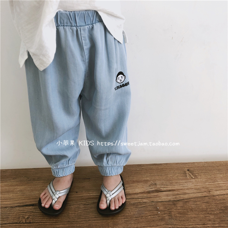 Apple 19 Summer Phiên bản mới của Hàn Quốc Bé trai và bé gái Nhẹ mềm Tencel chống muỗi Lantern Jeans - Quần jean quần áo thể thao trẻ em