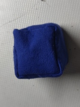 Toy catapult throwing small sandbag stones 30g