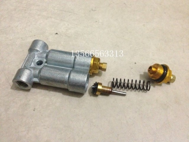 Haitian plastic machine parts quantitative lubrication distributor H8622 H8623 H8625 (original parts)