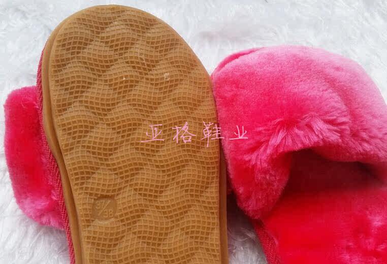 Pantoufles enfants en suède pour hiver - semelle caoutchouc - Ref 1017710 Image 37