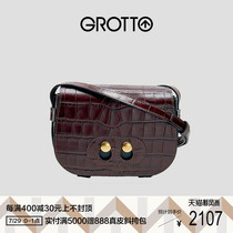 GROTTO happy Italian leather crocodile pattern vintage saddle bag crossbody bag Light luxury niche womens shoulder bag
