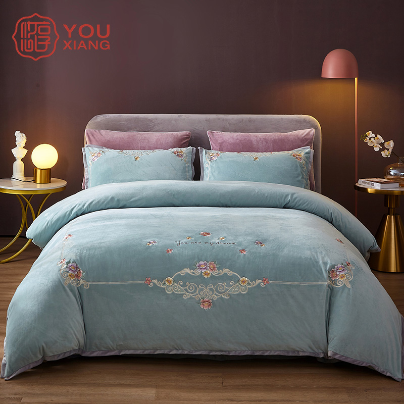 Milk Suede Four Pieces Winter Thickened Double Face Suede Warm Four Sets Bedding Kit Coral Suede Bed Hat