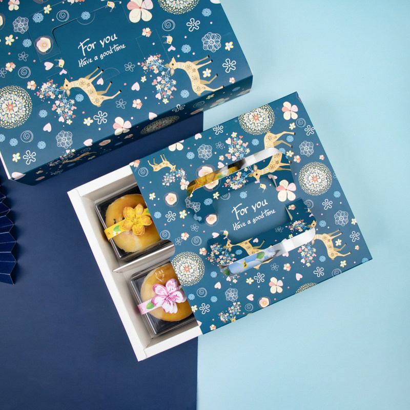 Egg yolk crisp box packing box ice skin flow heart moon cake box snow mei niang 4 pieces 6 pieces portable high-grade Mid-Autumn festival gift box