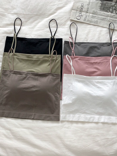 Короткий нижний жилет Women 2025 Новый стиль внутри износа с грудными подушками и красивым дизайном спины ниша.