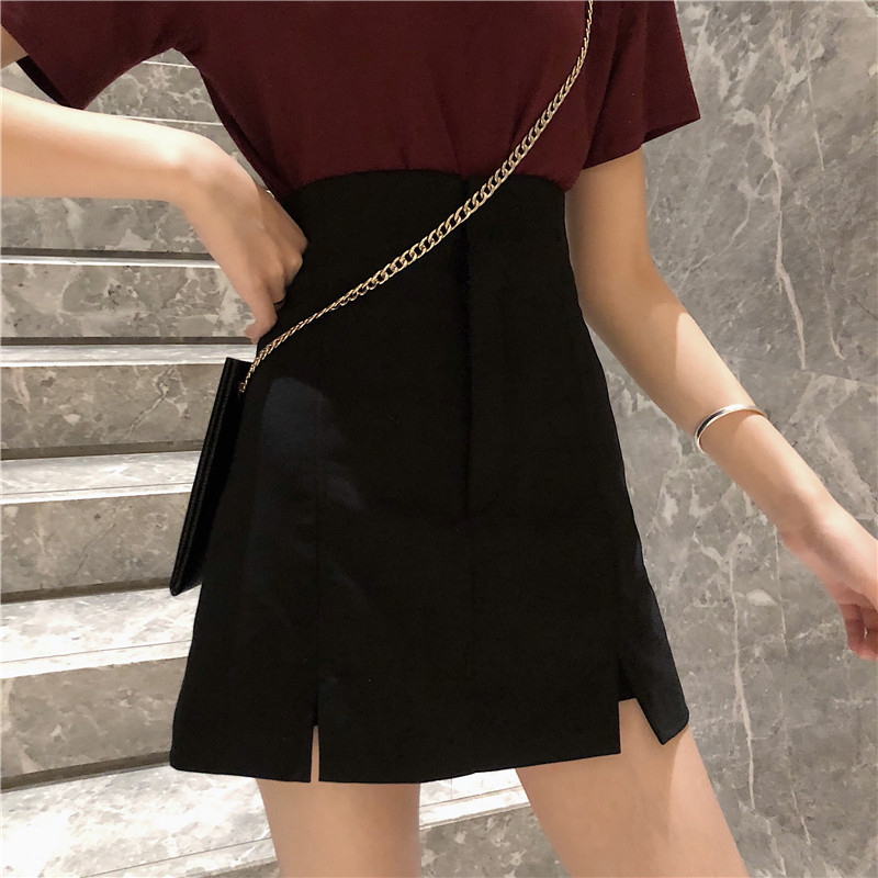 Hồng Kông tính khí phù hợp với nữ mùa hè retro chic rượu vang đỏ ngắn tay T-shirt + chia eo cao váy đen váy kiểu đồ bộ đẹp