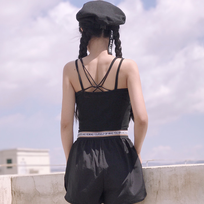 Mùa xuân và mùa hè Hàn Quốc phiên bản của hoang dã rắn màu sexy quai vest vest mỏng dây đai ngắn mặc mỏng đáy áo áo kiểu đẹp