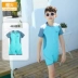 váy trẻ em Orange Fire Boys One Piece Áo tắm Phù hợp với Trẻ em Lớn Áo tắm Trẻ em 2022 New Summer Boys Đồ bơi chuyên nghiệp áo chống nắng mùa hè trẻ em Quần áo ngoài trời cho trẻ em