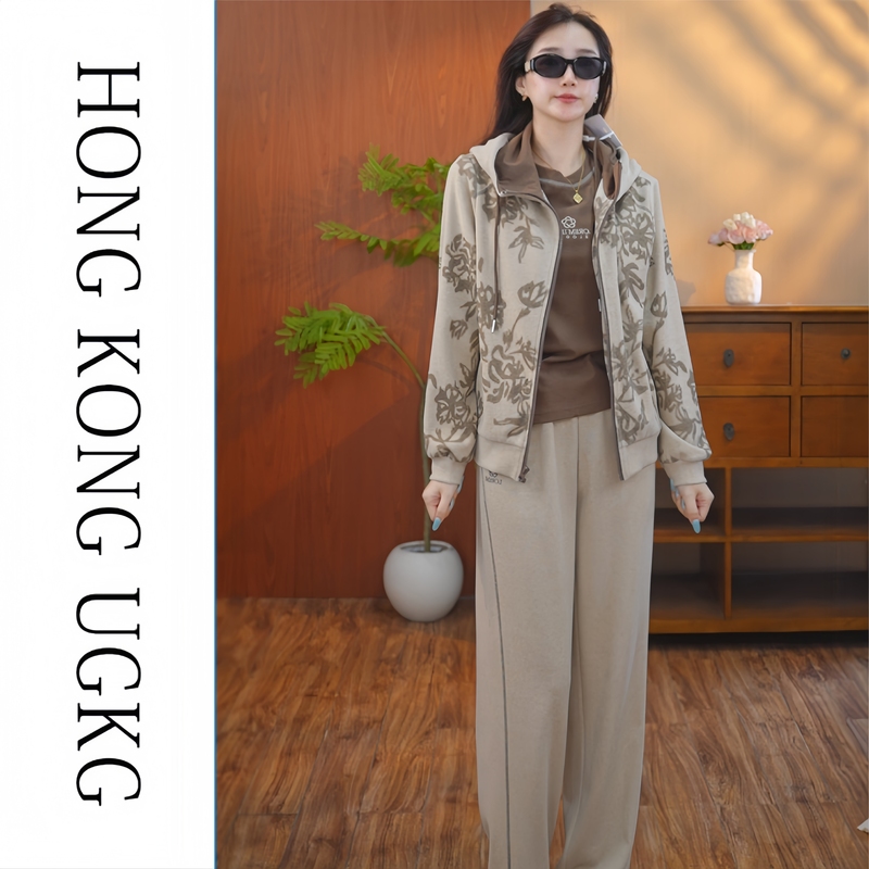 Hong Kong Ugkg Coffee-Colored Loose Casual Sports Three-Piece Set 2026 Autumn New Stylish Brand-Name High-End Suit for Women