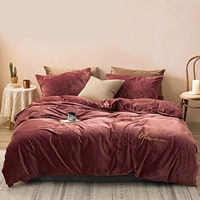 Liri Velvet-Tea Red