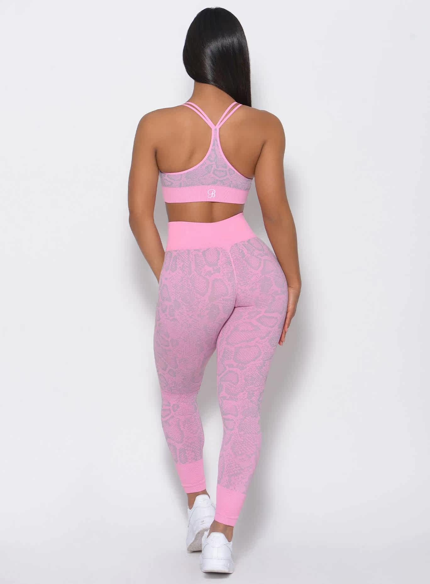 S сейчас в наличии БОМБА женщина змеевик движение фитнес бесшовный талия плотно спортивные брюки SNAKE змеевик 