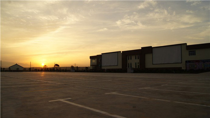 贝视曼科技|电影放映机|3D电影放映机|数字智能影音KTV系统一体机