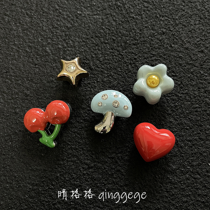 Suitable for Crocs Clogs, Metal Shoe Charms, Decorative Small Flowers, Cherry, Heart, Cute and Creative Decorations Suitable for Crocs Clogs, Metal Shoe Charms, Decorative Small Flowers, Cherry, Heart, Cute and Creative Decorations