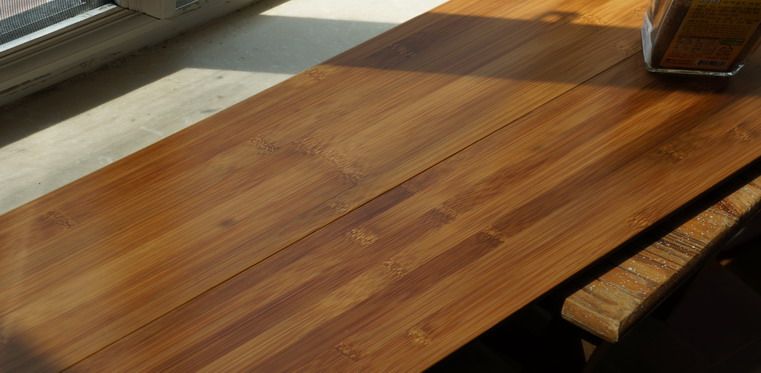 Chunhong bamboo floor factory direct sales carbonized loose section matte deep No. 2 floor geothermal floor heating