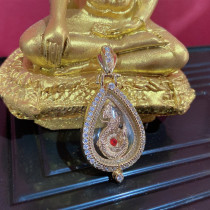 Dingdingtai brand Thai handicraft water dragon pendant drop-shaped diamond shell inlaid with diamond Naga water dragon pendant