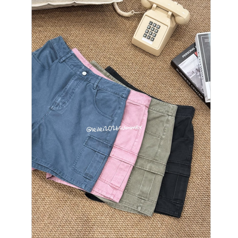 Leilei【Road-Ready Shorts!】Designed with a Stylish Back Half-Section Elastic Waistband and Large Pockets, Workwear Shorts