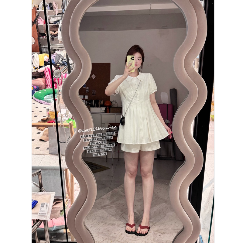 Leilei【Apple's Favorite Dish!】College-Style Lapel Short-Sleeve Top + Fully Elastic High-Waisted Shorts
