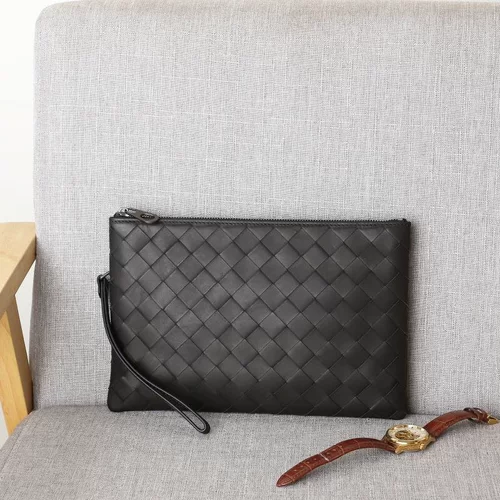 Плетеная сумка с петлей на руку, маленькая сумка клатч, коллекция 2023, из натуральной кожи