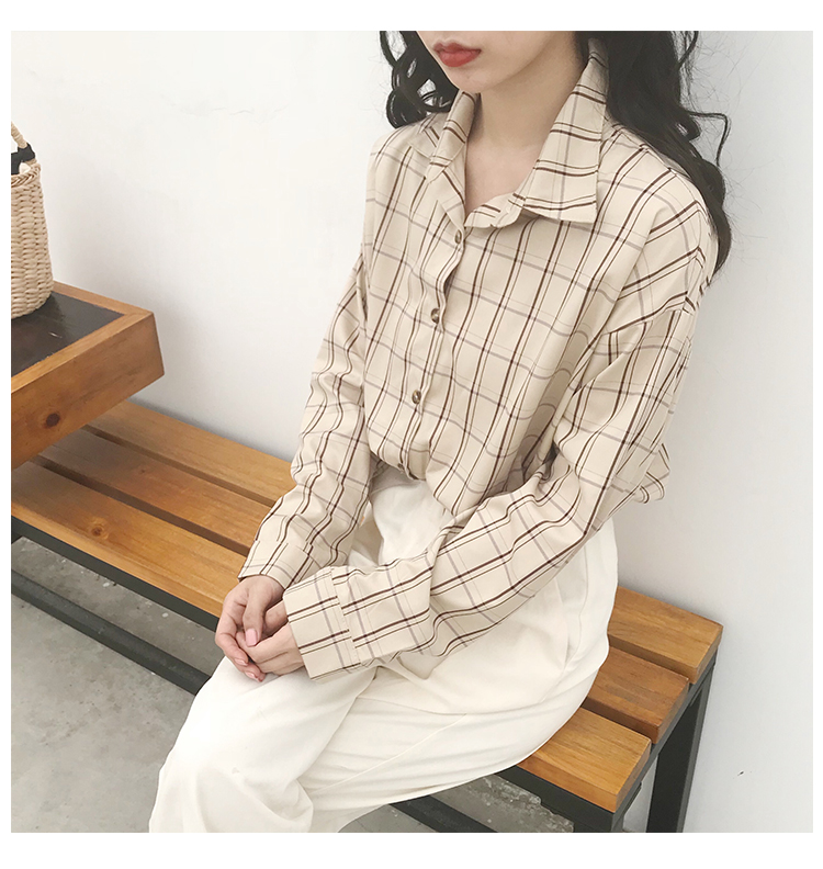 Mùa thu 2018 phiên bản Hàn Quốc của áo sơ mi dài tay kẻ sọc mới nữ buông thả hoang dã sinh viên chạm đáy áo sơ mi Hồng Kông áo sơ mi sọc caro nữ tay dài