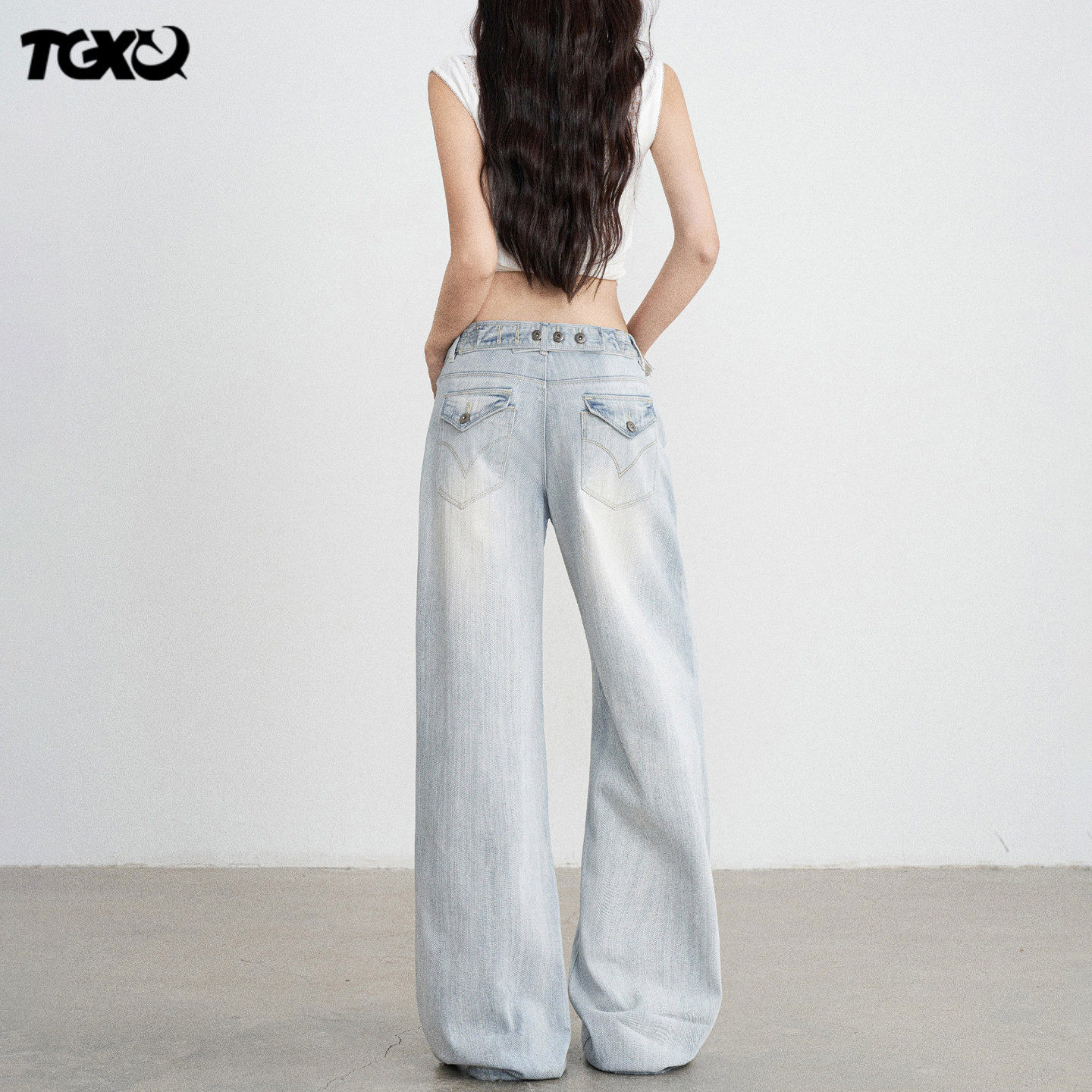 TGXQ 巴黎扣冰蓝 竹节肌理牛仔裤女2026新款美式翻盖直筒阔腿裤子