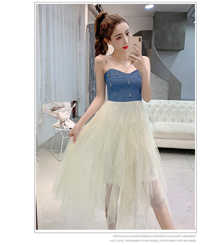 VK旗艦店 韓國風釘珠牛仔拼接網紗細肩帶無袖洋裝