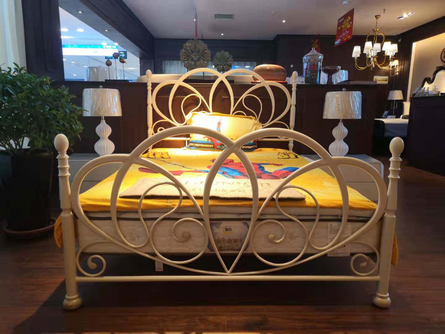B0005 Iron Art Bed Frame