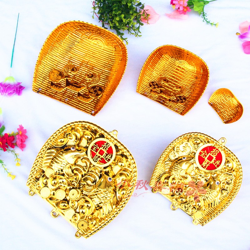 New Gilded Plastic Bilayer Three-dimensional Large Dustpan Dustpan accessories Chinese knots Copper Money Dustpan Pendant