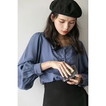 Design sense niche blue shirt women 2021 new autumn bubble long sleeve French retro collar collarbone top