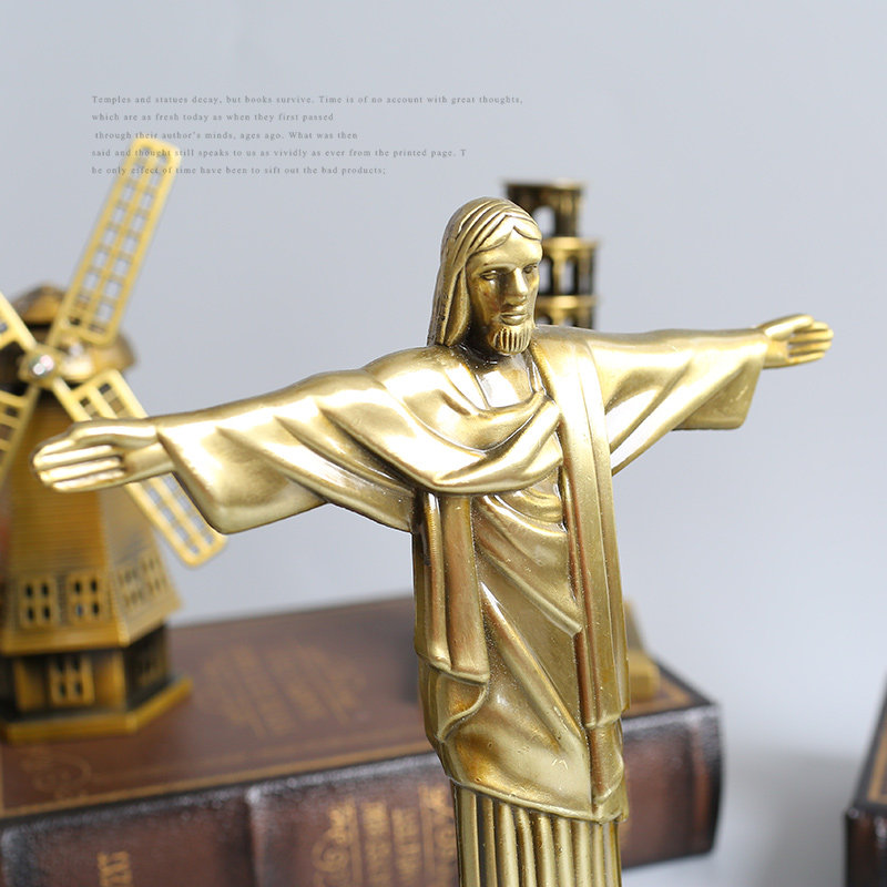 ���������ƶ�����ģ�͹�ͭɫ�ڼ�