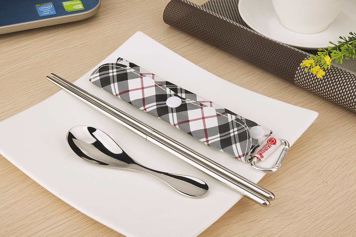 Ward (304 stainless steel spoon, chopsticks suit creative express portable tableware Korean students three - piece suit