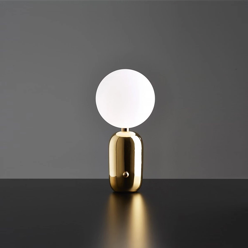 Minimalist round table lamp Nordic light lavish living-room Bedroom Bedroom headboard Decorative Lights Glass Ball Lamps Designer Small Table Lamp